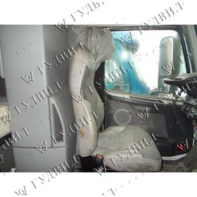 VOLVO VNL670 368805 Б/У КАБИНА VOLVO VNL670 368805 Б/У - VOLVO VNL670 368805 Б/У [det_img_302946690bafb8a464c_1885090]